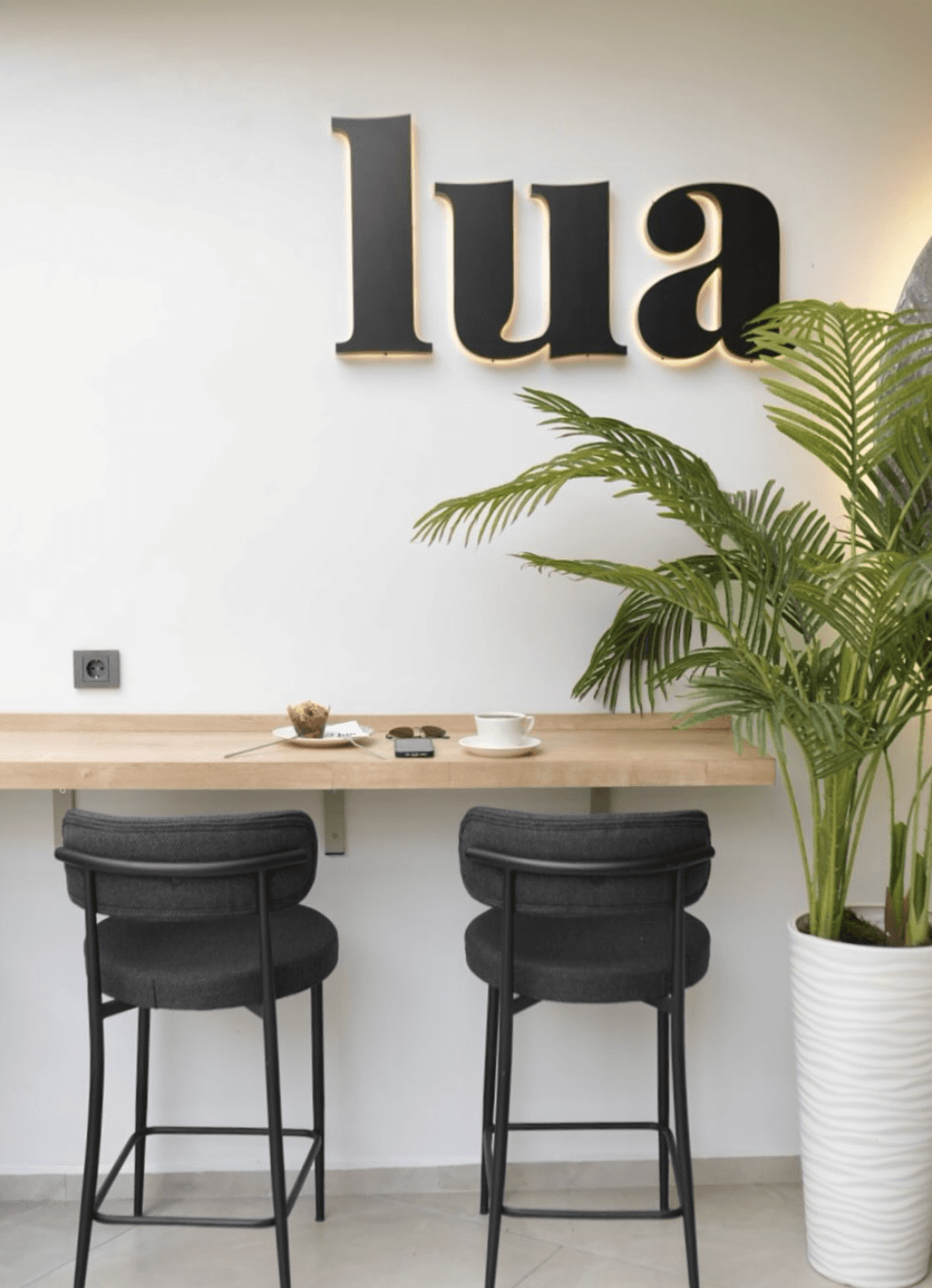 Lua duvarı & bar