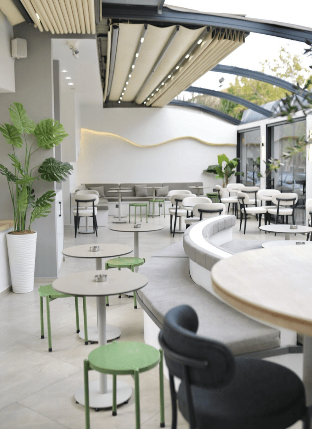 Lua Coffee iç mekânı